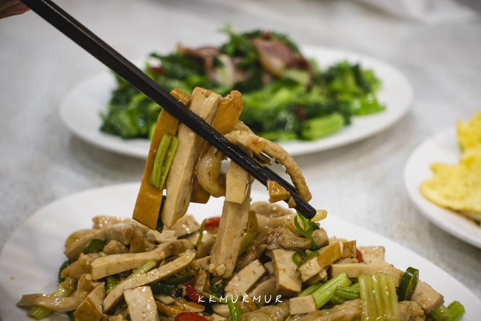 【忠南飯館】1959年至今的經典外省家常菜，老台北人與饕客的私藏心頭愛｜台北大安美食推薦｜捷運大安/忠孝復興站合菜(菜單) - 老K嘴一下